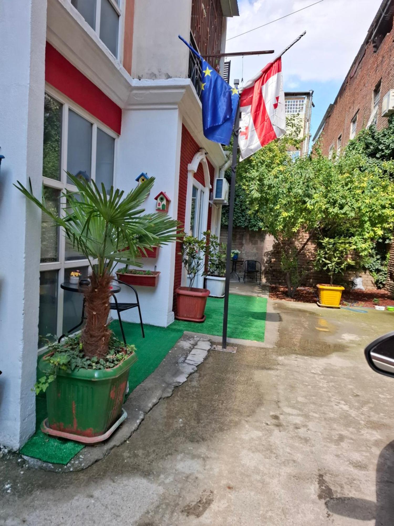 Апартаменты Style With Courtyard Тбилиси