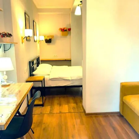 Style Apartment With Courtyard Тбилиси Номер фото