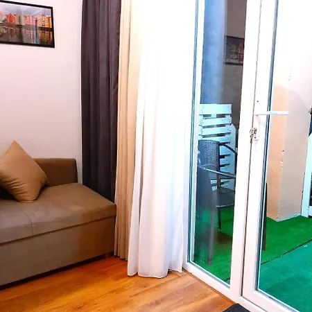 Style Apartment With Courtyard Тбилиси Номер фото