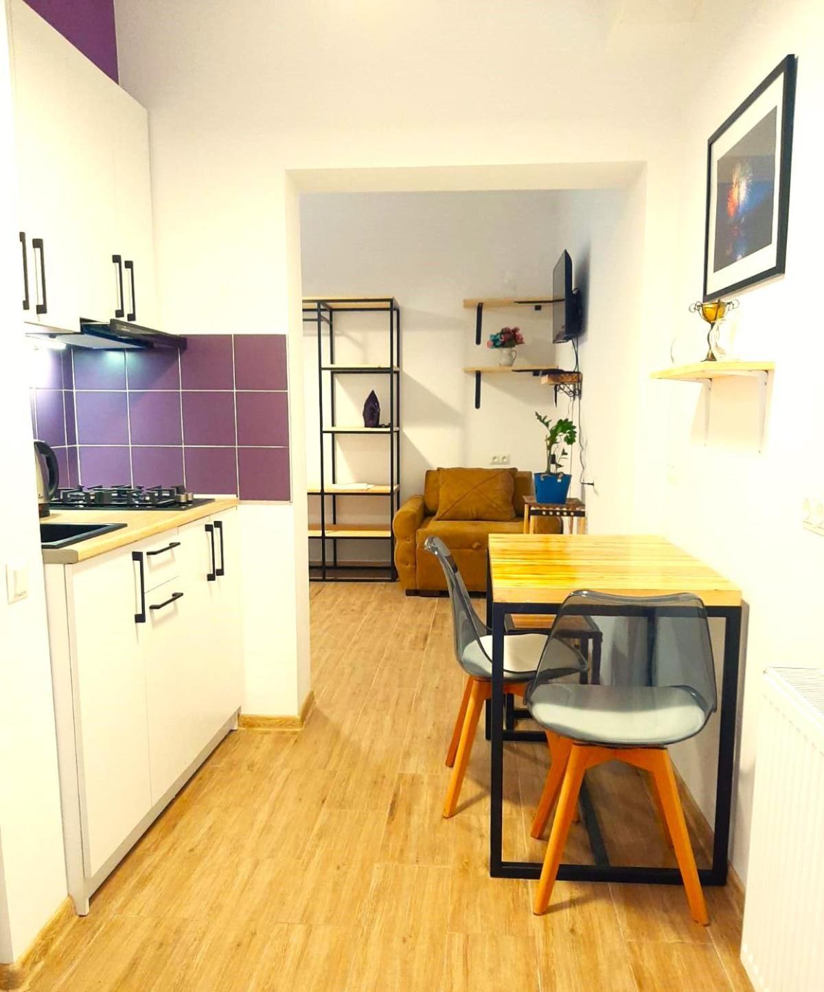 Style With Courtyard * טביליסי