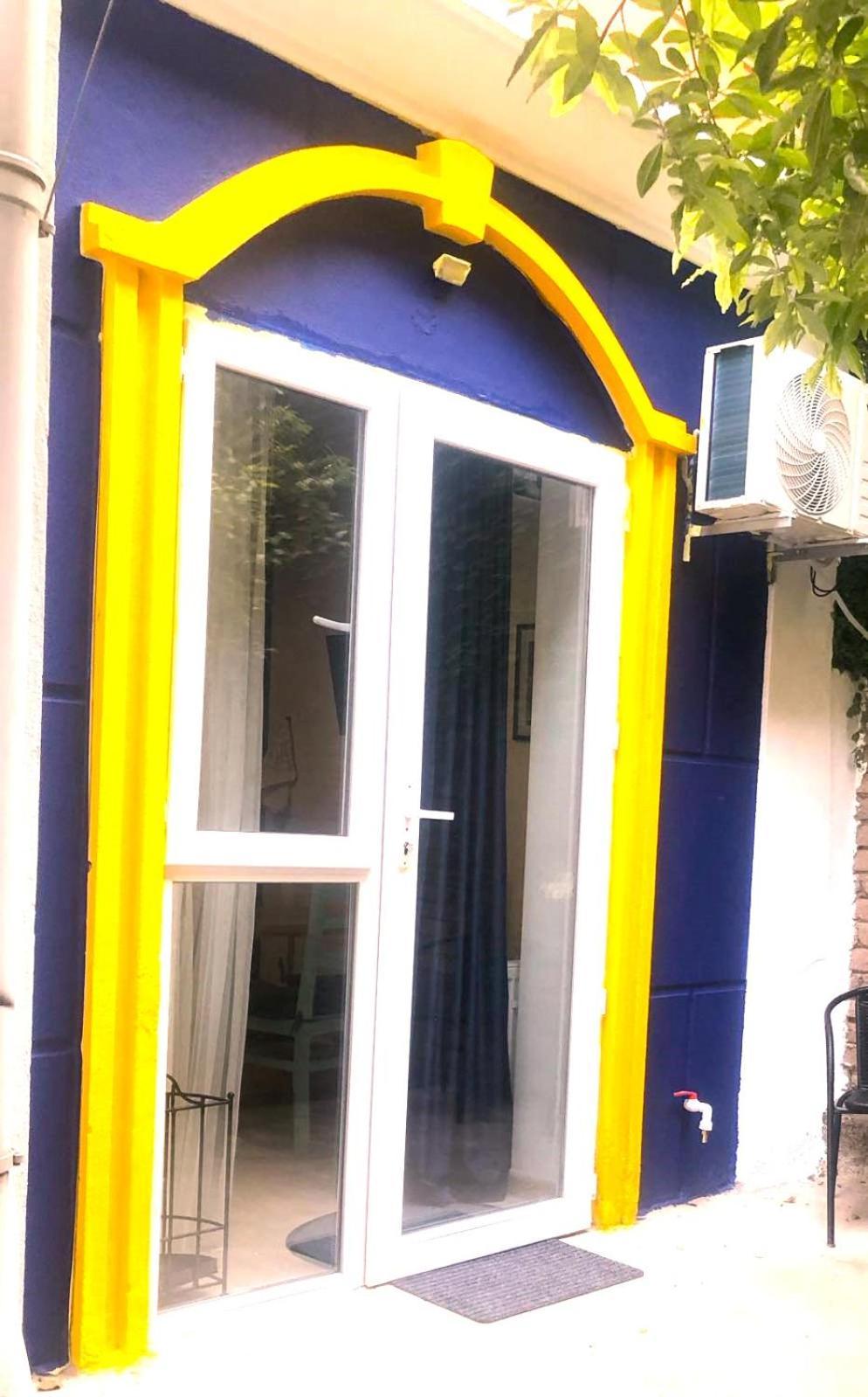Style With Courtyard דירה טביליסי