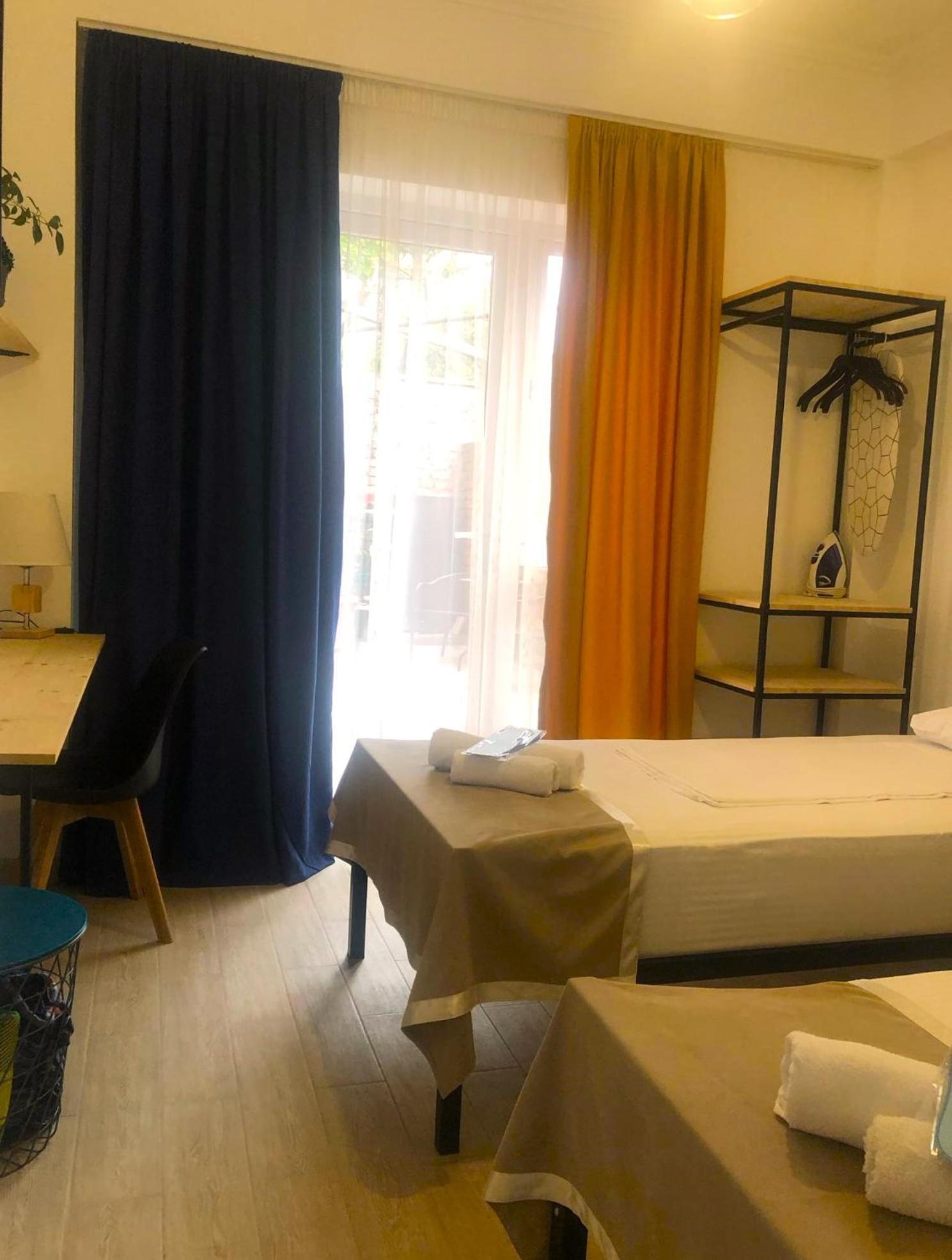 Style With Courtyard * טביליסי