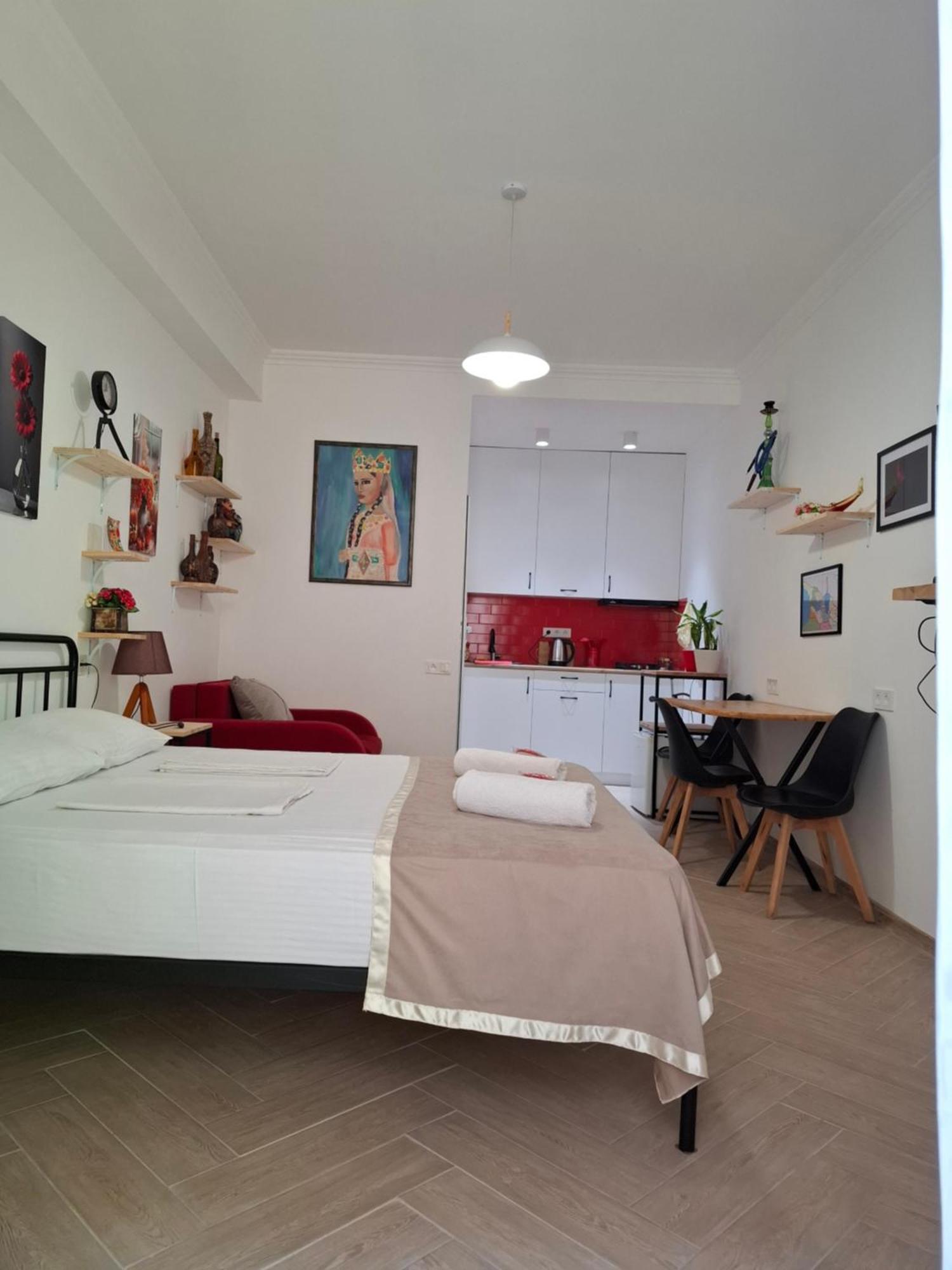 Style With Courtyard דירה *